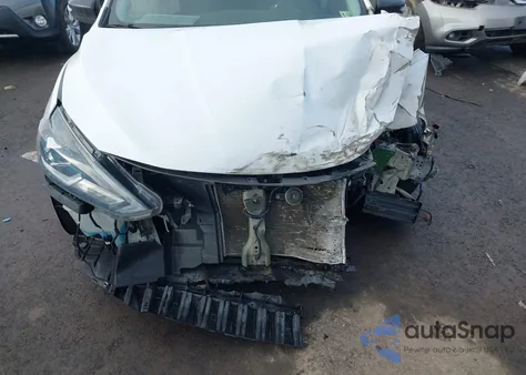 2018 Nissan Sentra Sr из США, поврежденный, VIN 3N1AB7AP2JY300832